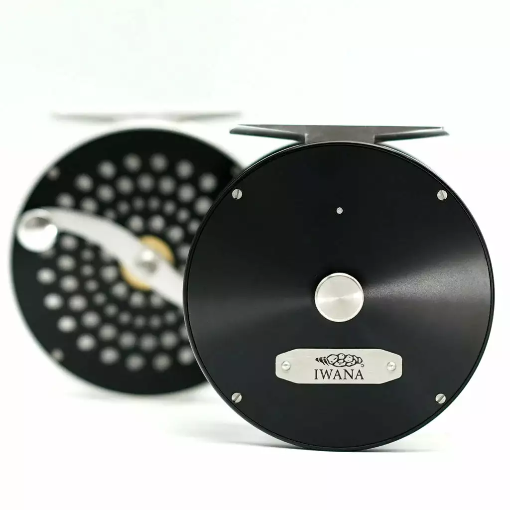 Iwana Steelhead Fliegenrolle - Black 3 Iwana Steelhead Fliegenrolle - Black