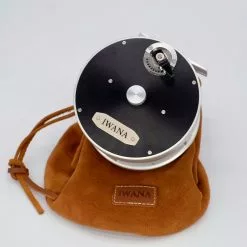 Iwana Salmon Fliegenrolle Classic -Fliegenruten Elegant magasin 7E8FFA6E 7D87 42CF 8AB4 9BF883B7E957 38797 000005DB47F9F636 1024x1024 0bdecd08 ea5f 467f 8698 ae3e2234d88d