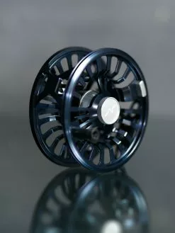 Guideline Halo DH Fliegenrolle Sapphire Blue -Fliegenruten Elegant magasin halo blue img2