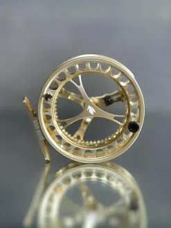 Sage Click Fliegenrolle Gold